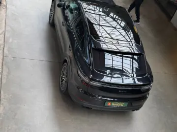 PORSCHE Cayenne Coupe Platinum Edition