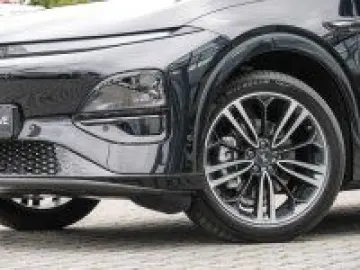 XPENG G6 AWD PERFORMANCE  NIGHT DISTR 360  NAVI LED LM