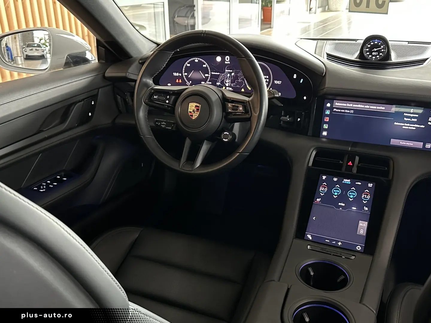 PORSCHE Taycan Leder Pano SportChrono BOSE LED 4xSHZ HUD