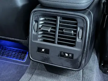 PORSCHE Taycan Leder Pano SportChrono BOSE LED 4xSHZ HUD
