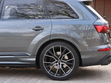 AUDI SQ7 4.0TDI qu MGEA! LASER RS-SITZ PANO STANDHEIZ