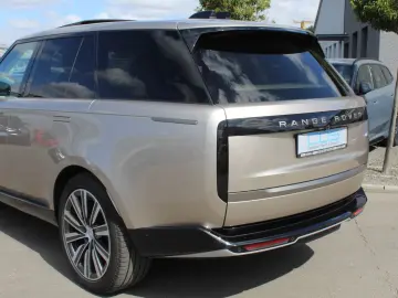 LAND ROVER Range Rover HSE D 300 Panoramad. AHK HUD 22 Zoll