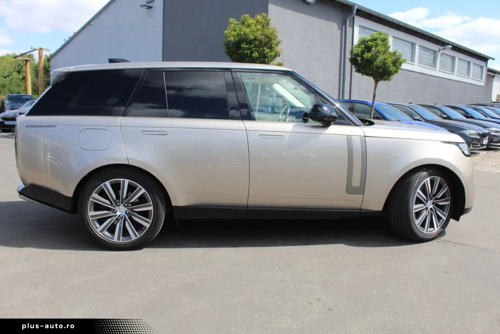 LAND ROVER Range Rover HSE D 300 Panoramad. AHK HUD 22 Zoll