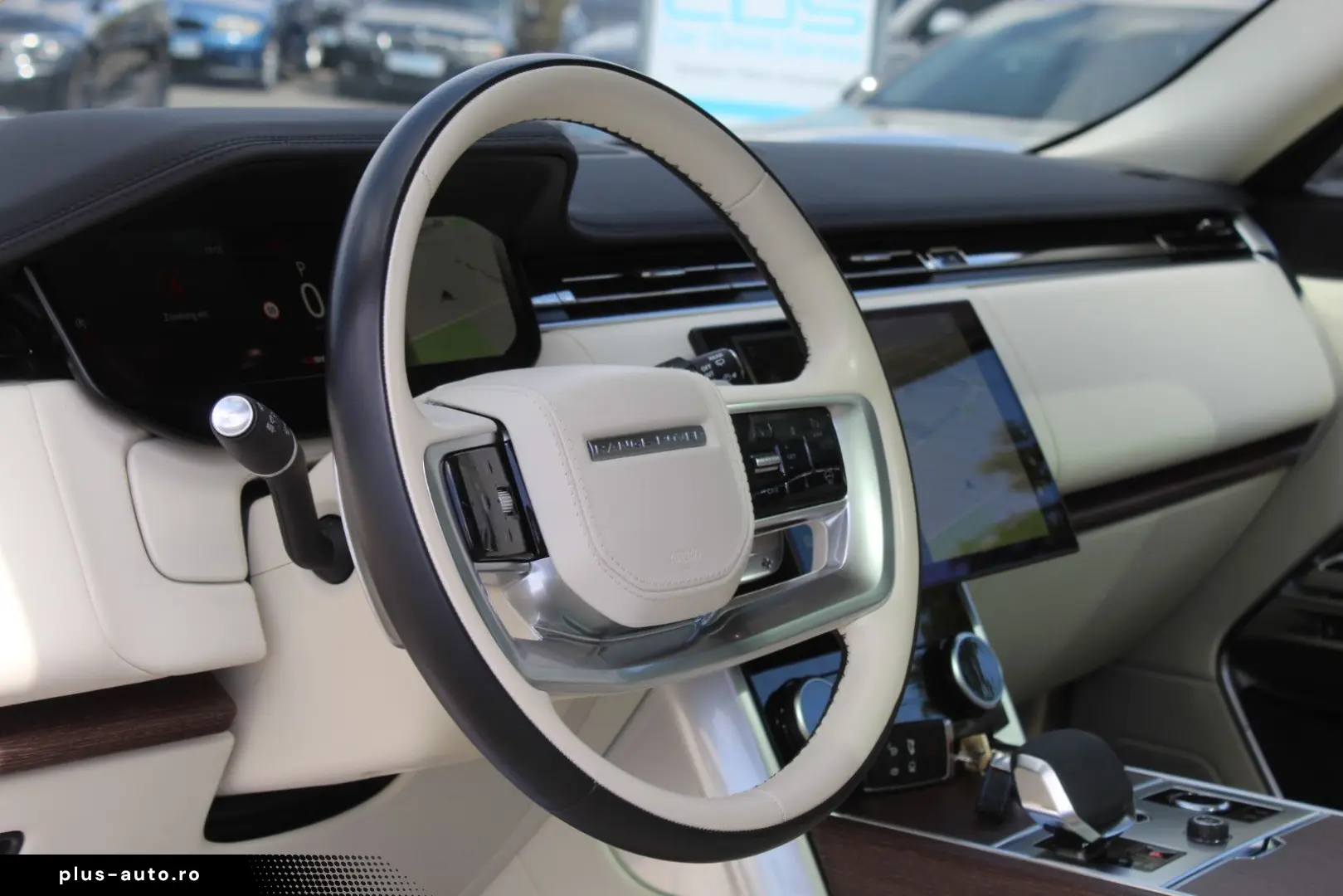 LAND ROVER Range Rover HSE D 300 Panoramad. AHK HUD 22 Zoll
