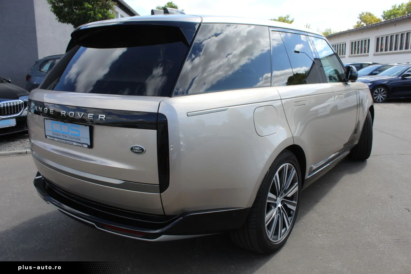 LAND ROVER Range Rover HSE D 300 Panoramad. AHK HUD 22 Zoll