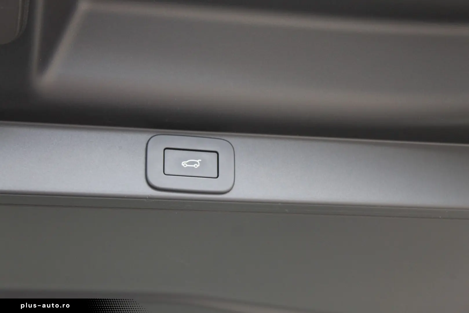 LAND ROVER Range Rover HSE D 300 Panoramad. AHK HUD 22 Zoll