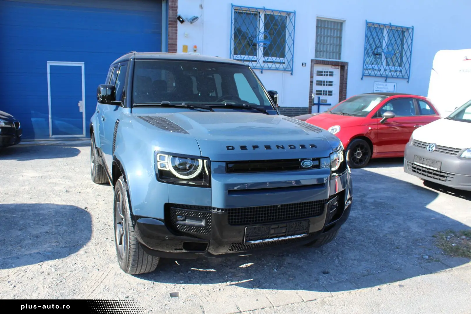 LAND ROVER Defender 110 D300 X-Dynamic HSE