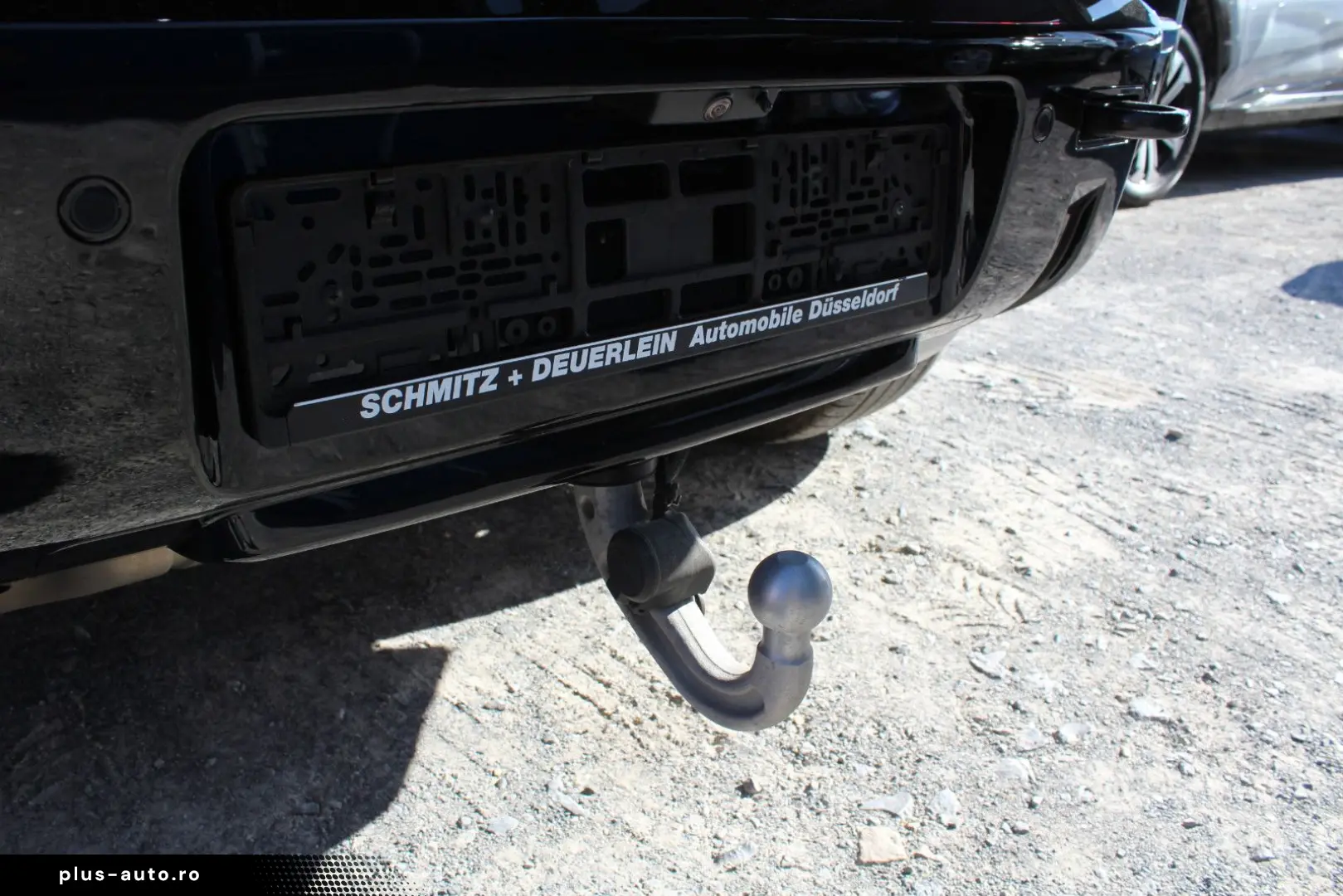 LAND ROVER Defender 110 D300 X-Dynamic HSE