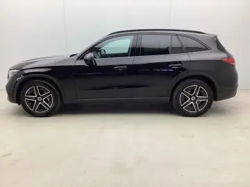 MERCEDES-BENZ GLC 220 d AMG_ACC_Night_360