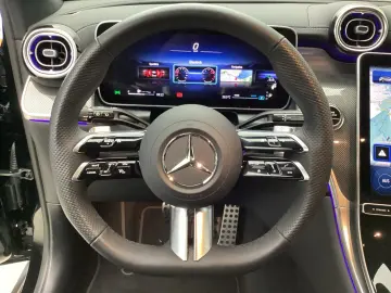 MERCEDES-BENZ GLC 220 d AMG_ACC_Night_360