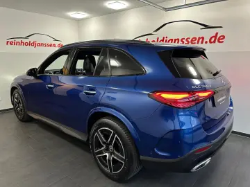 MERCEDES-BENZ GLC 300 d AMG 4Matic_Digital_Light_ACC