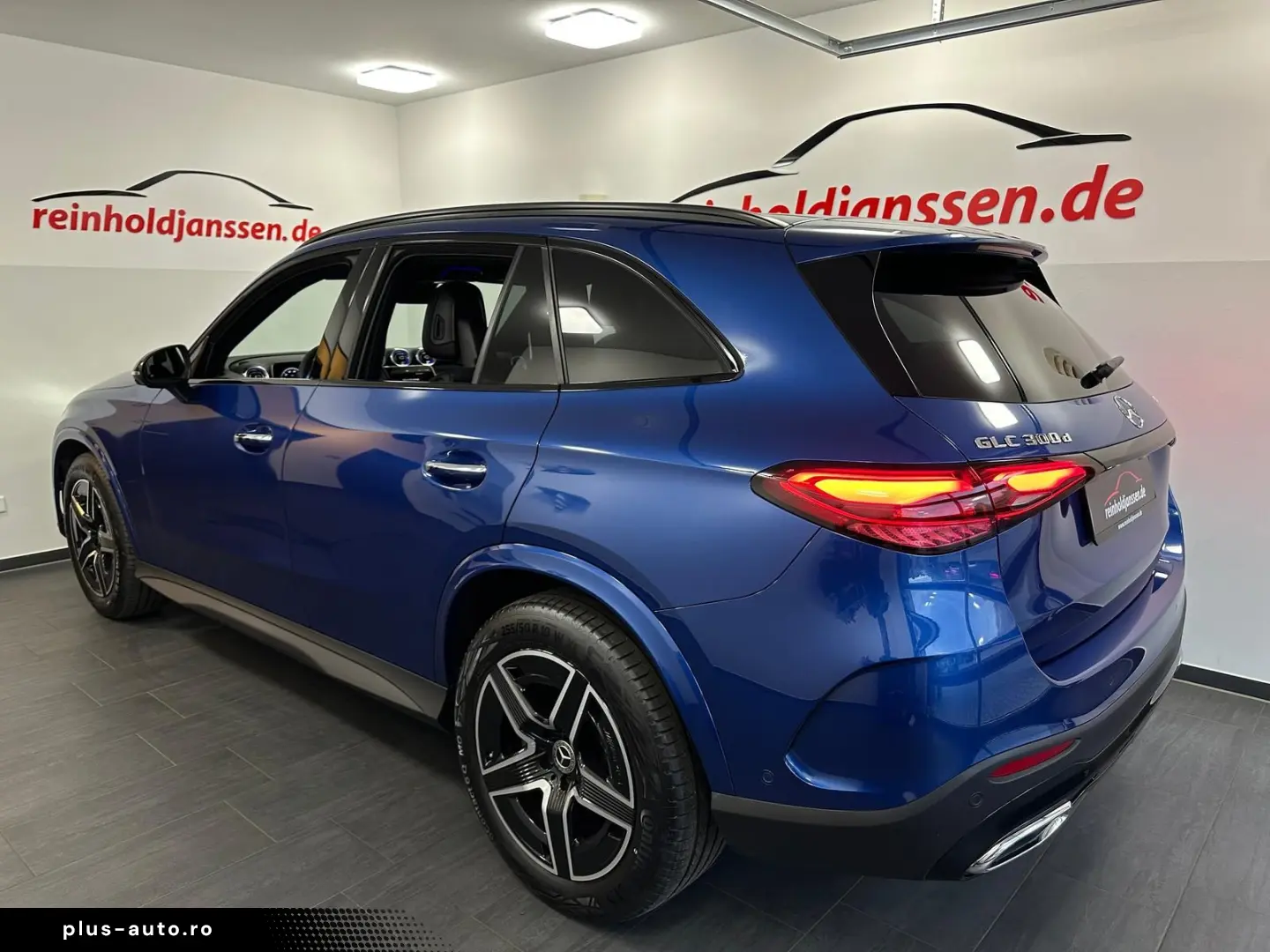 MERCEDES-BENZ GLC 300 d AMG 4Matic_Digital_Light_ACC