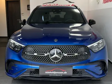 MERCEDES-BENZ GLC 300 d AMG 4Matic_Digital_Light_ACC