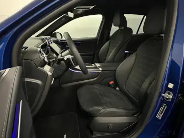MERCEDES-BENZ GLC 300 d AMG 4Matic_Digital_Light_ACC