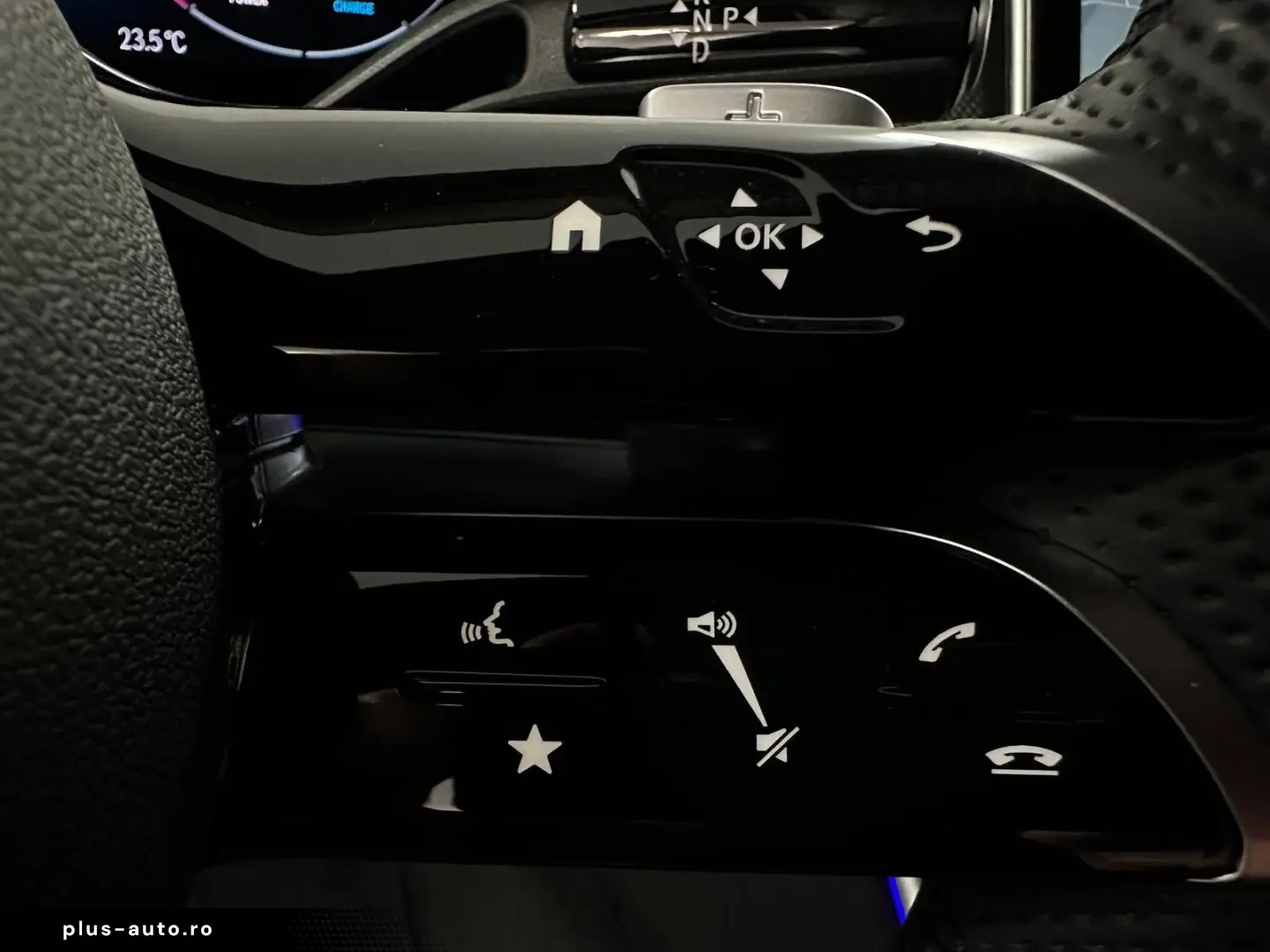 MERCEDES-BENZ GLC 300 d AMG 4Matic_Digital_Light_ACC