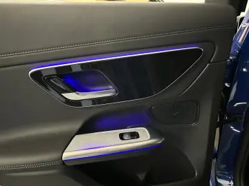 MERCEDES-BENZ GLC 300 d AMG 4Matic_Digital_Light_ACC