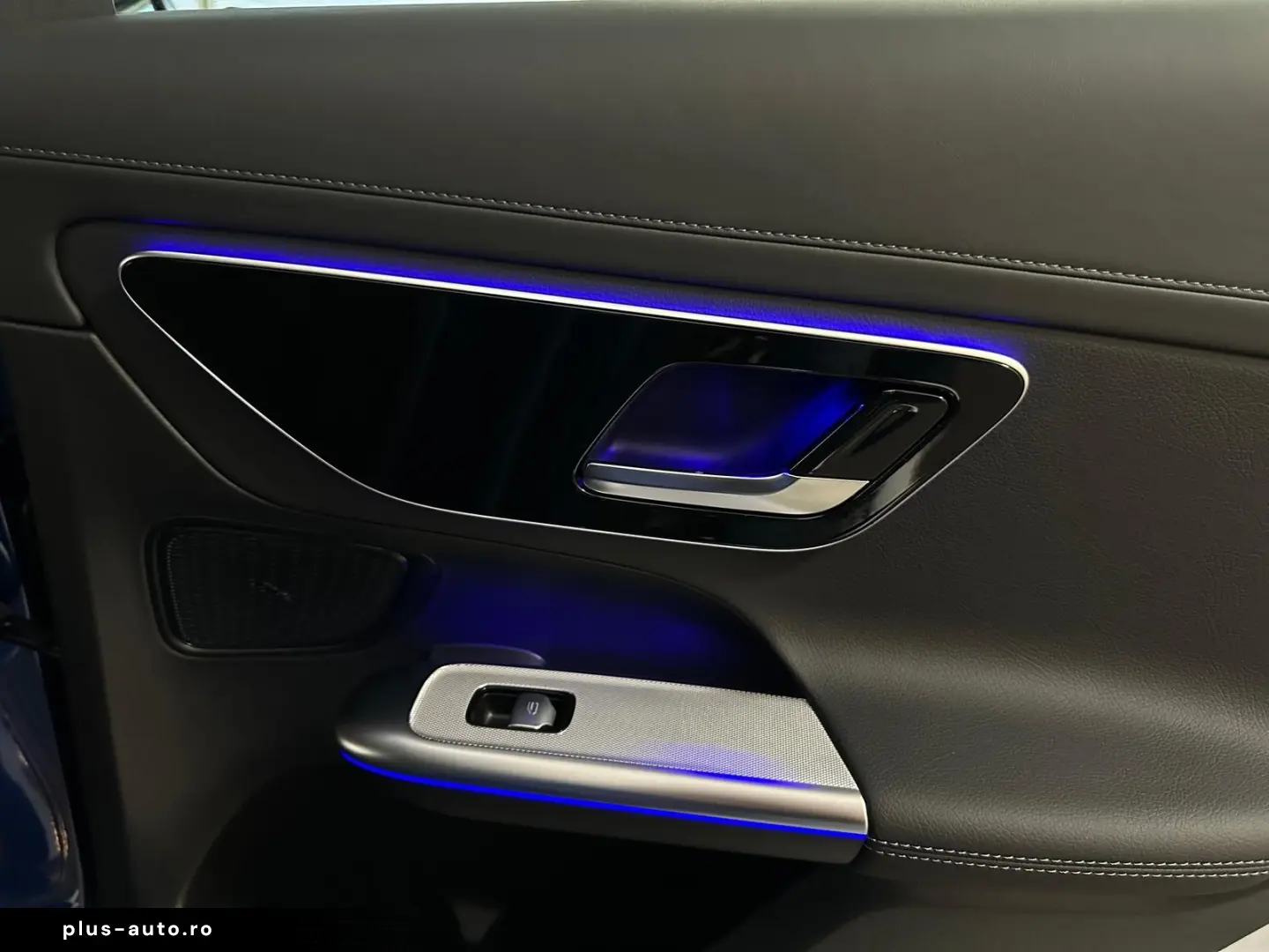 MERCEDES-BENZ GLC 300 d AMG 4Matic_Digital_Light_ACC