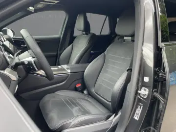 MERCEDES-BENZ GLC 220 d 4M AMG Night 360  Dig.-Light AHK