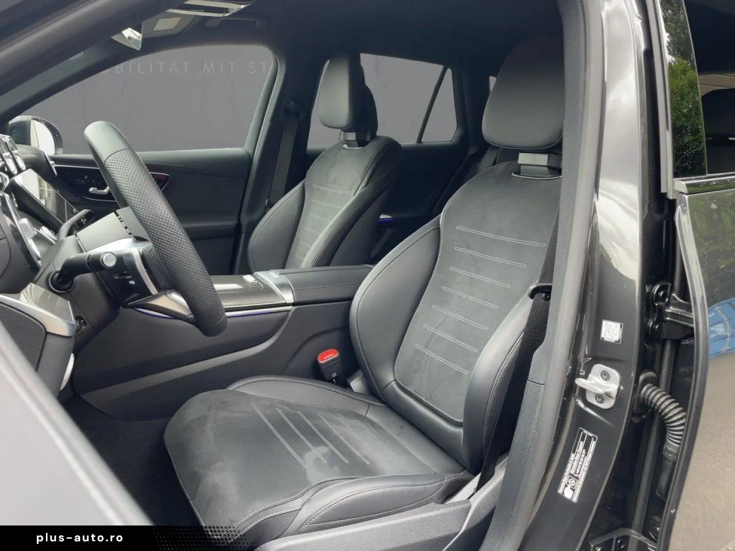 MERCEDES-BENZ GLC 220 d 4M AMG Night 360  Dig.-Light AHK