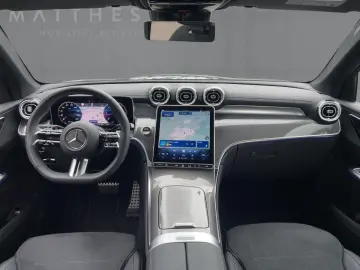 MERCEDES-BENZ GLC 220 d 4M AMG Night 360  Dig.-Light AHK