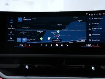 BMW XM (G09)  A-LED ACC B&W HUD 360  SoftClose SHZ