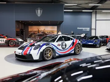 PORSCHE 992 GT3 RS   Weissach   PCCB   Approved