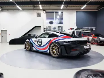 PORSCHE 992 GT3 RS   Weissach   PCCB   Approved