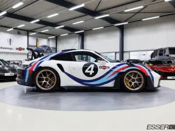 PORSCHE 992 GT3 RS   Weissach   PCCB   Approved