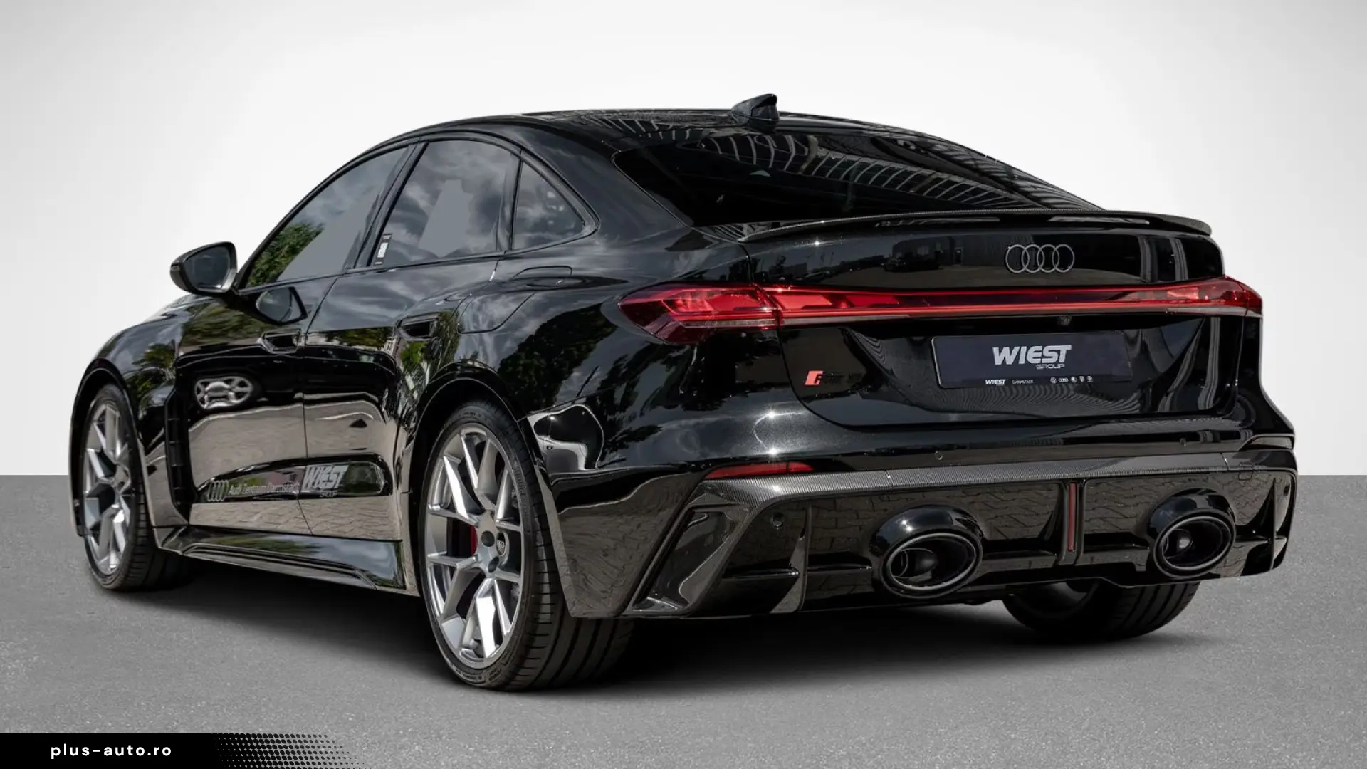 Audi RS 5 Sedan - Carbon Ceramic - Panoramic - B&O