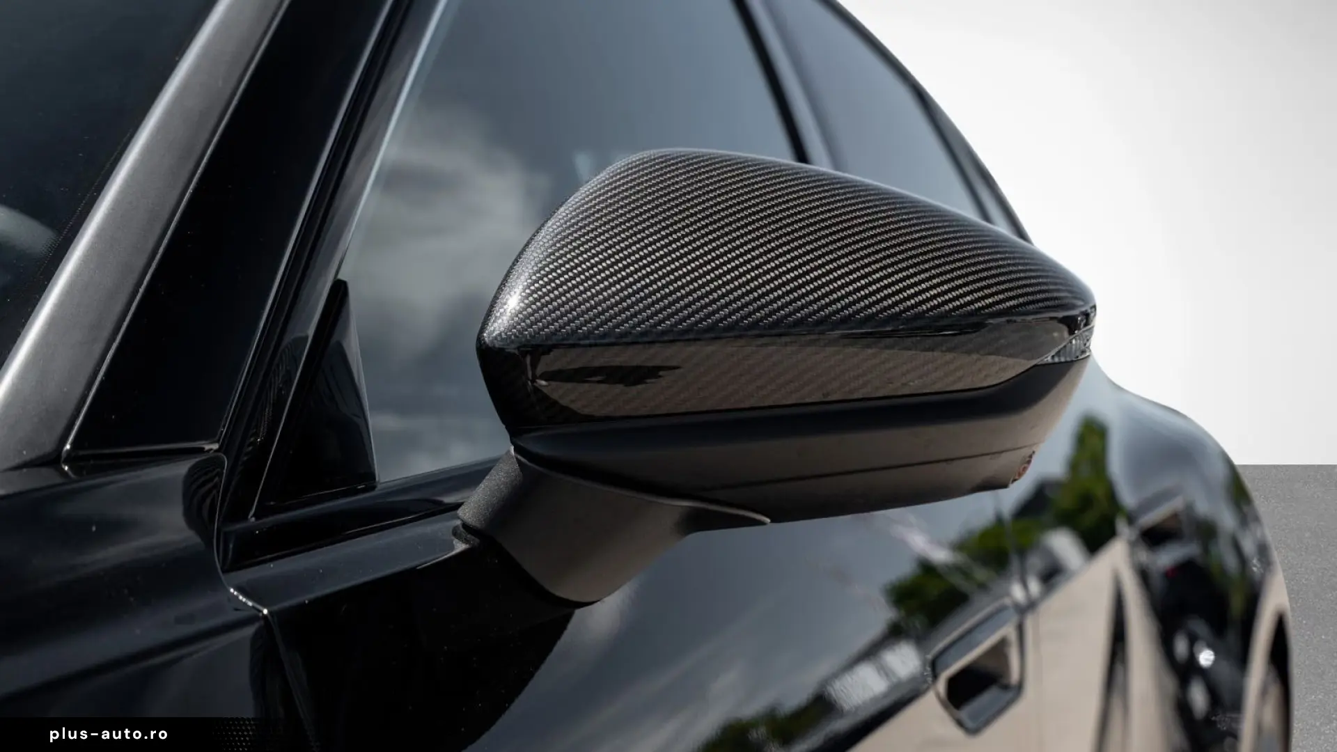 Audi RS 5 Sedan - Carbon Ceramic - Panoramic - B&O