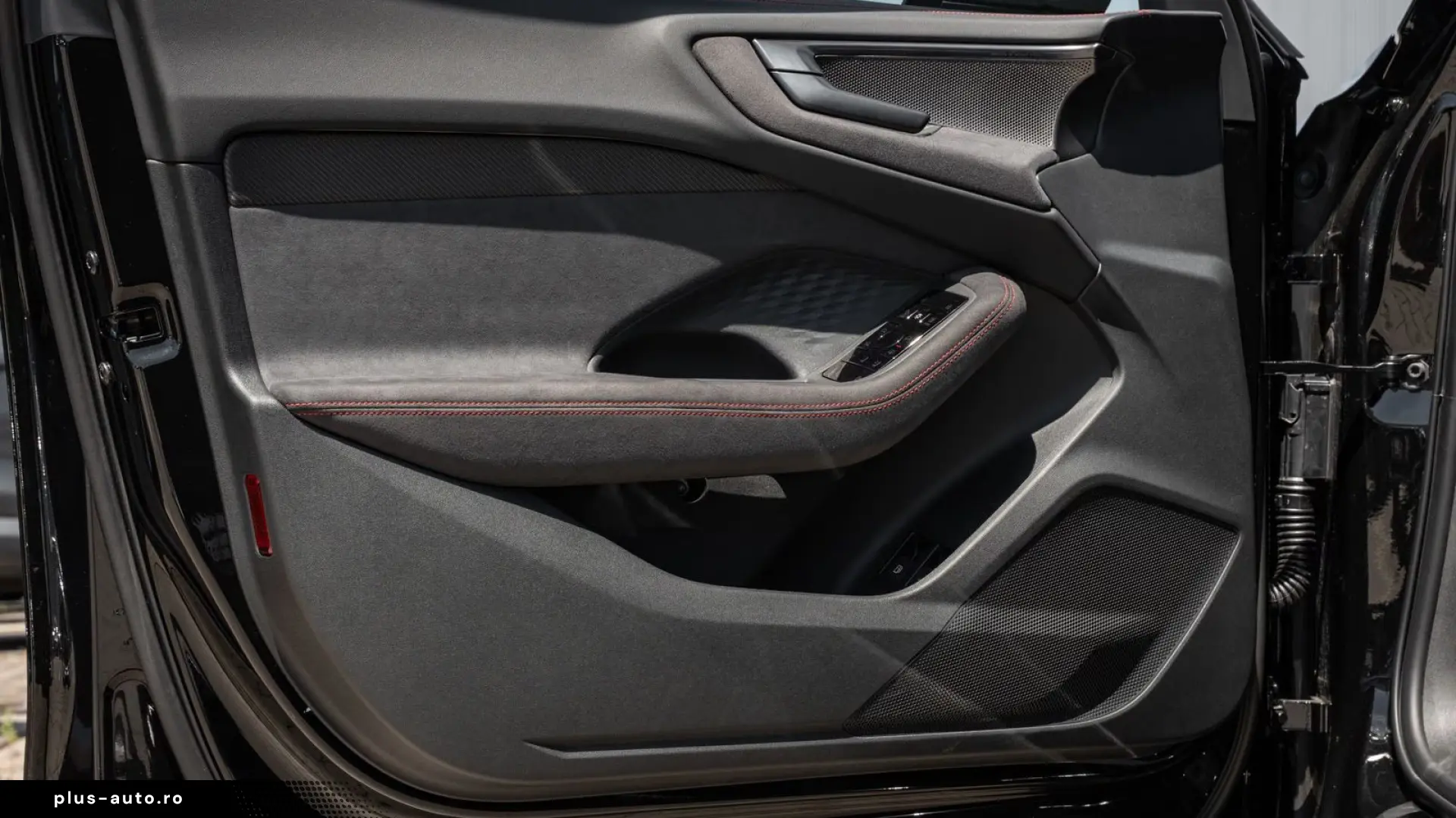 Audi RS 5 Sedan - Carbon Ceramic - Panoramic - B&O