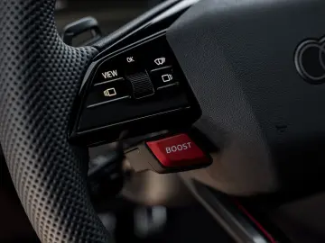Audi RS 5 Sedan - Carbon Ceramic - Panoramic - B&O