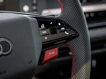 Audi RS 5 Sedan - Carbon Ceramic - Panoramic - B&O