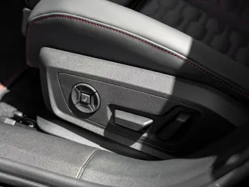 Audi RS 5 Sedan - Carbon Ceramic - Panoramic - B&O