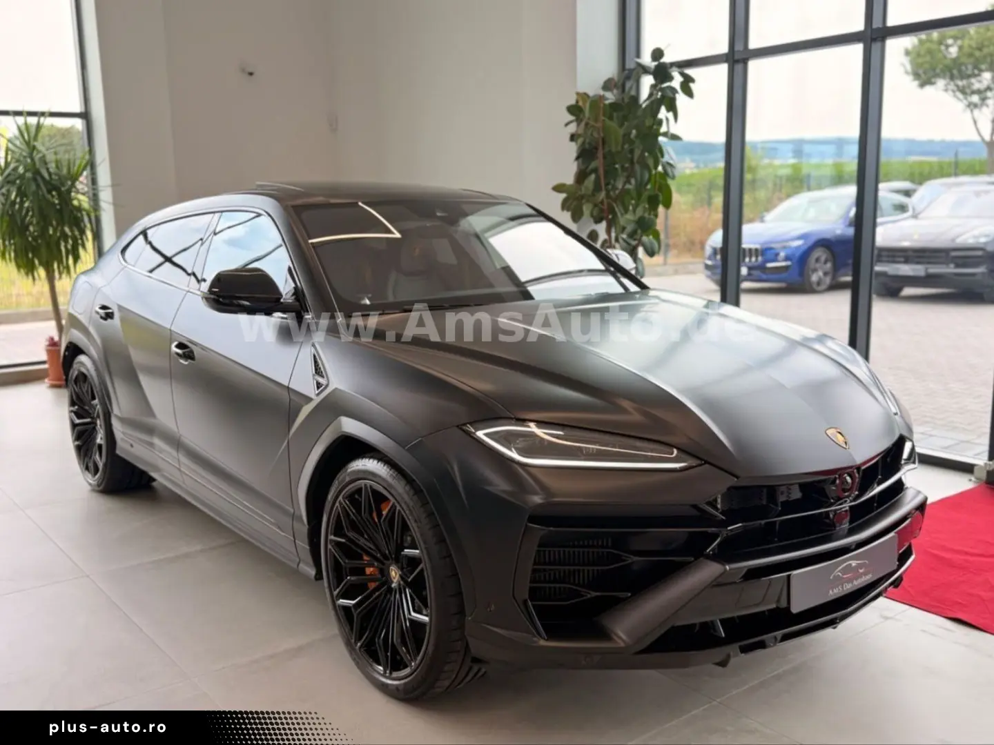 LAMBORGHINI Urus SE 4.0 V8 PHEV B&O Pano PPF Matt