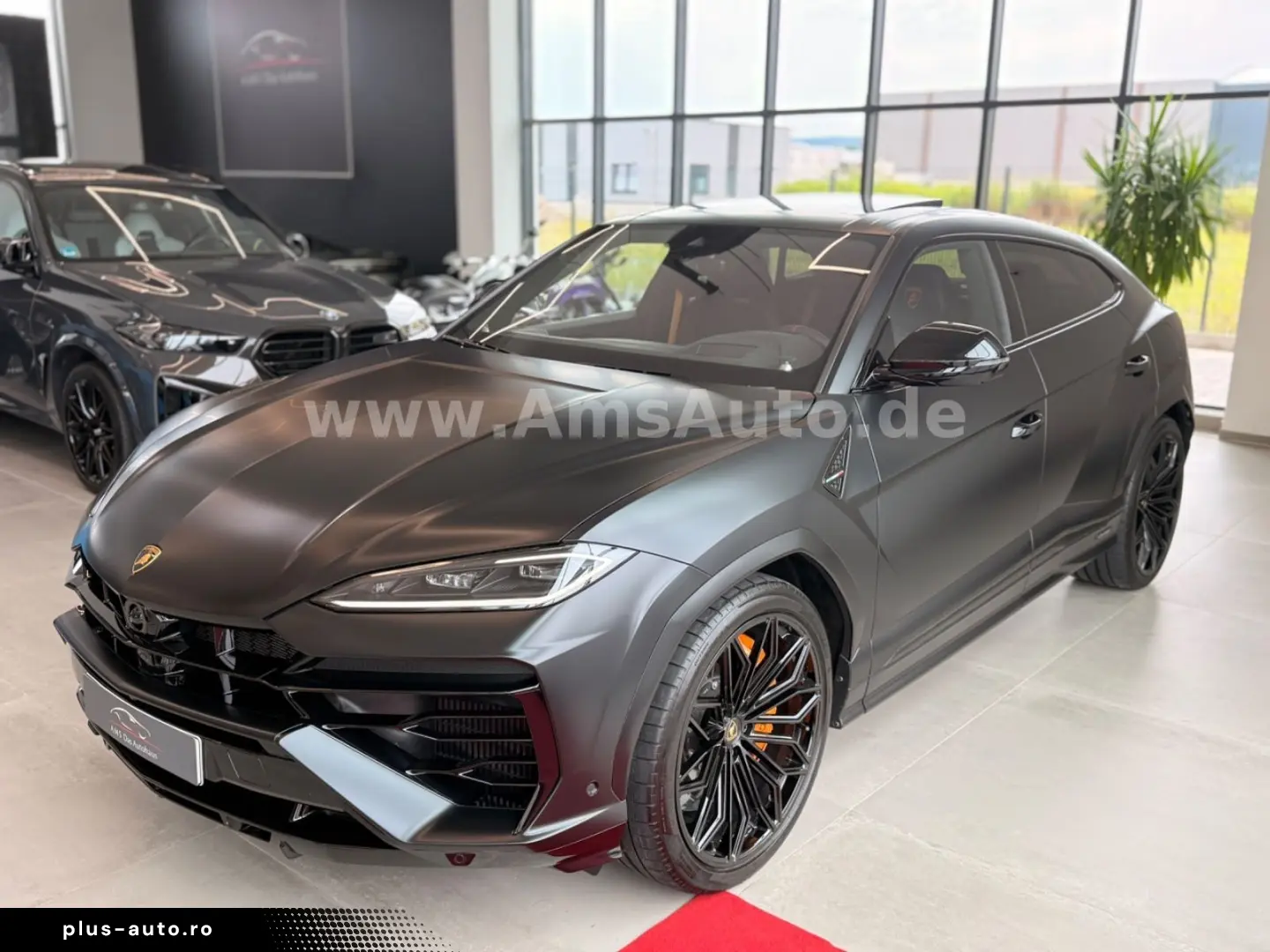 LAMBORGHINI Urus SE 4.0 V8 PHEV B&O Pano PPF Matt
