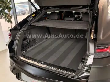 LAMBORGHINI Urus SE 4.0 V8 PHEV B&O Pano PPF Matt