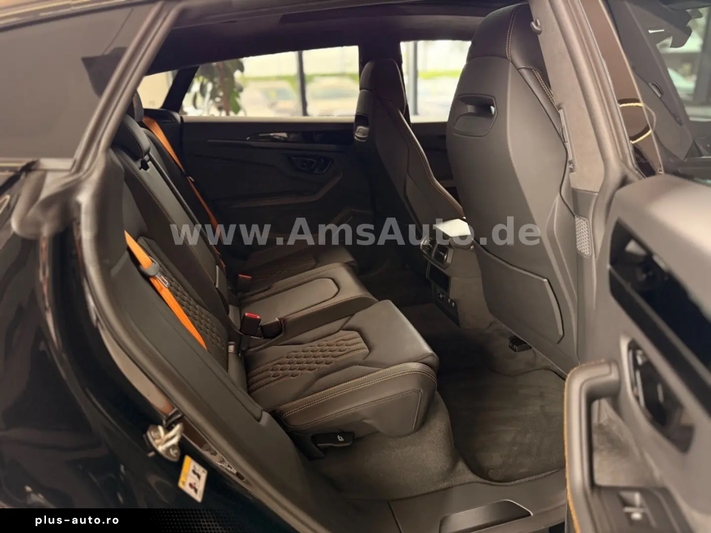 LAMBORGHINI Urus SE 4.0 V8 PHEV B&O Pano PPF Matt