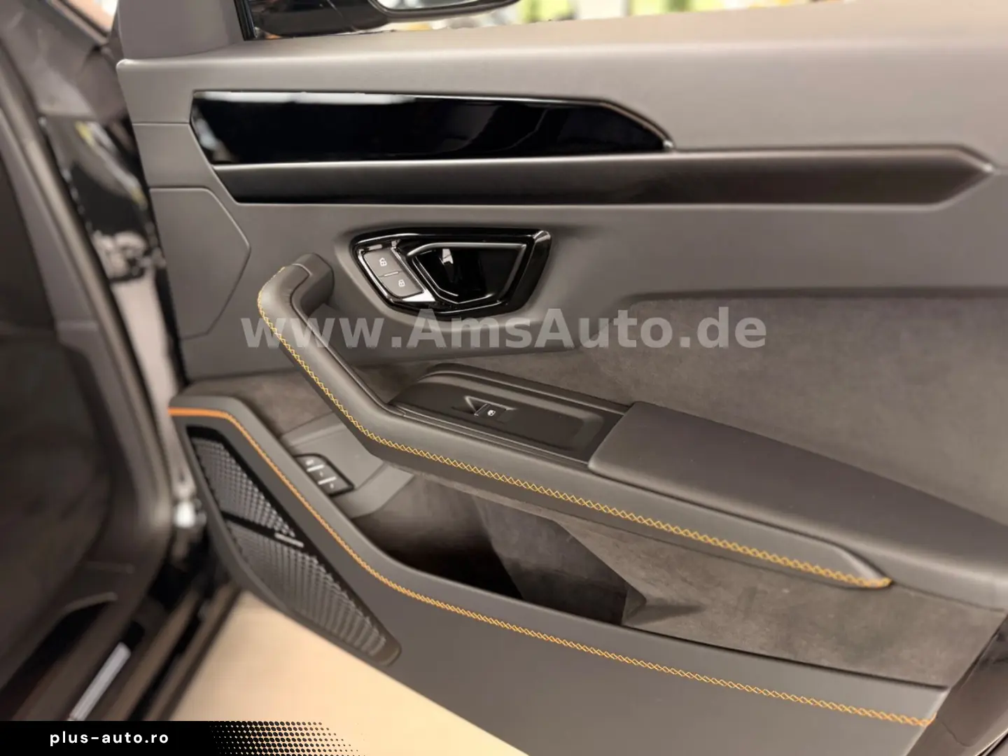 LAMBORGHINI Urus SE 4.0 V8 PHEV B&O Pano PPF Matt