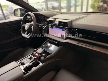 LAMBORGHINI Urus SE 4.0 V8 PHEV B&O Pano PPF Matt