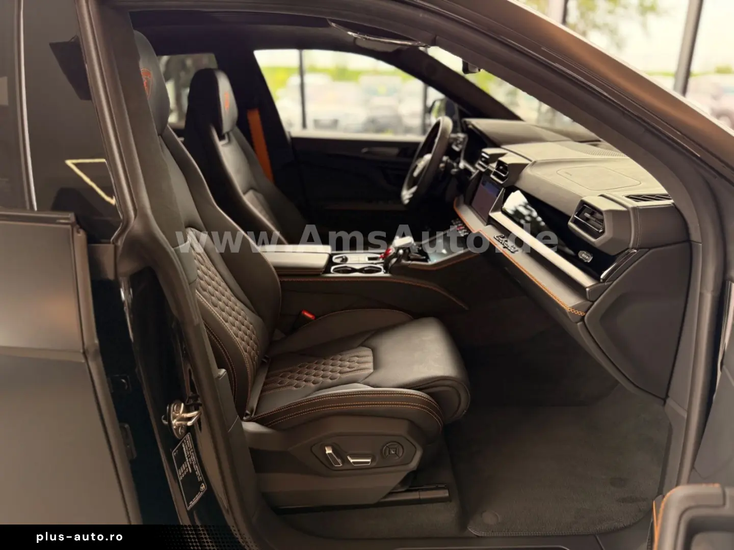 LAMBORGHINI Urus SE 4.0 V8 PHEV B&O Pano PPF Matt