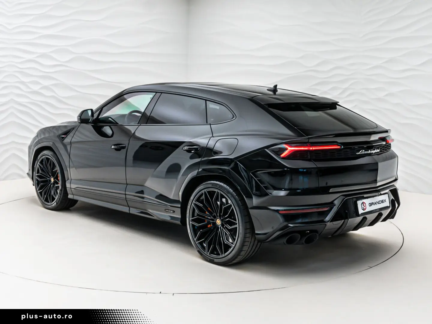 LAMBORGHINI Urus SE Carbon-Interieur Advanc. 3D B&O