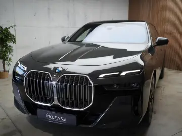 BMW 740d xD M-Sport   Executive   Iconic   Individ