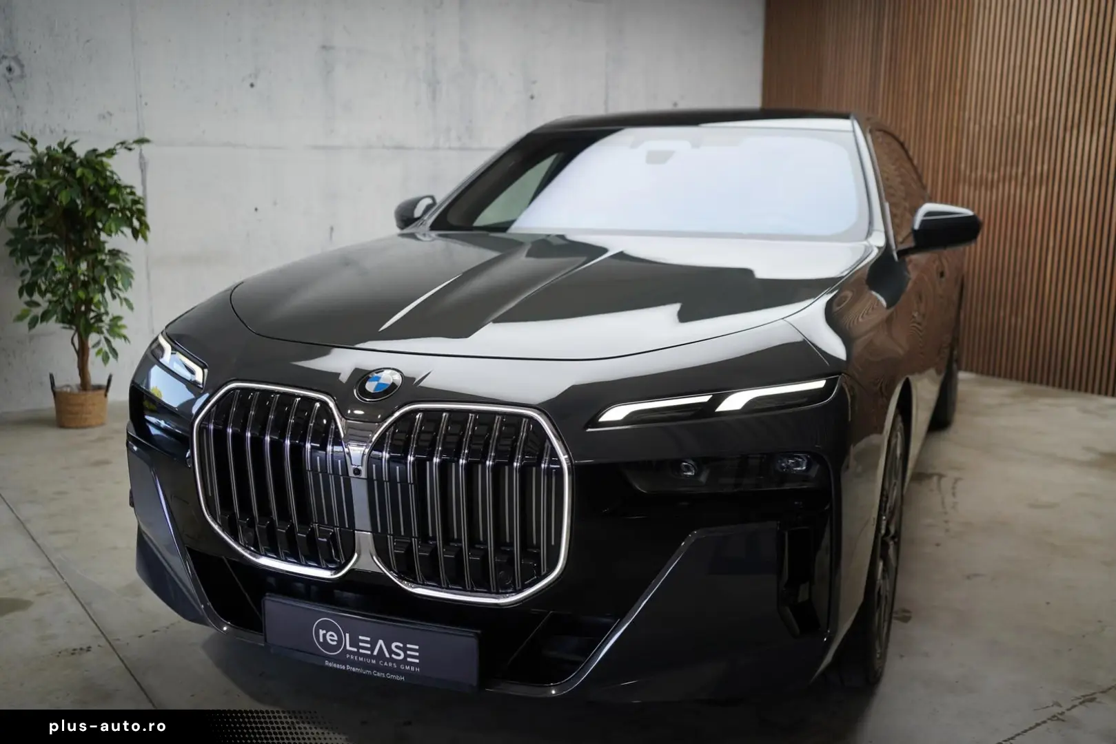 BMW 740d xD M-Sport   Executive   Iconic   Individ