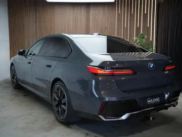 BMW 740d xD M-Sport   Executive   Iconic   Individ