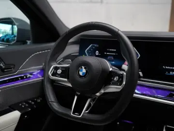 BMW 740d xD M-Sport   Executive   Iconic   Individ