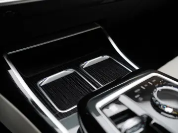 BMW 740d xD M-Sport   Executive   Iconic   Individ