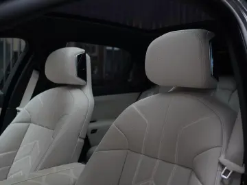 BMW 740d xD M-Sport   Executive   Iconic   Individ