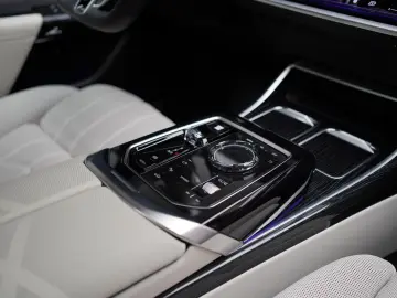 BMW 740d xD M-Sport   Executive   Iconic   Individ