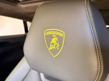 Lamborghini Urus SE-PROD.2026 B&O MASSAGE PANO 23  ANIMA